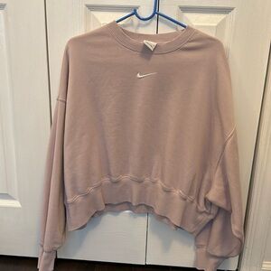 Nike Sportswear Phoenix Fleece
Platinum Violet/Sail
Size S
